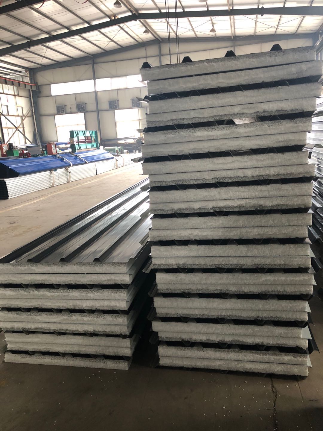 彩鋼瓦各種連接和緊固數量要求!