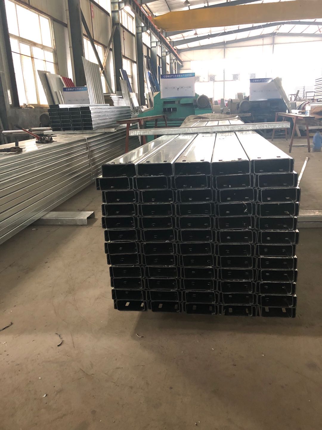 巖棉復合板常用的粘貼方法是什么？